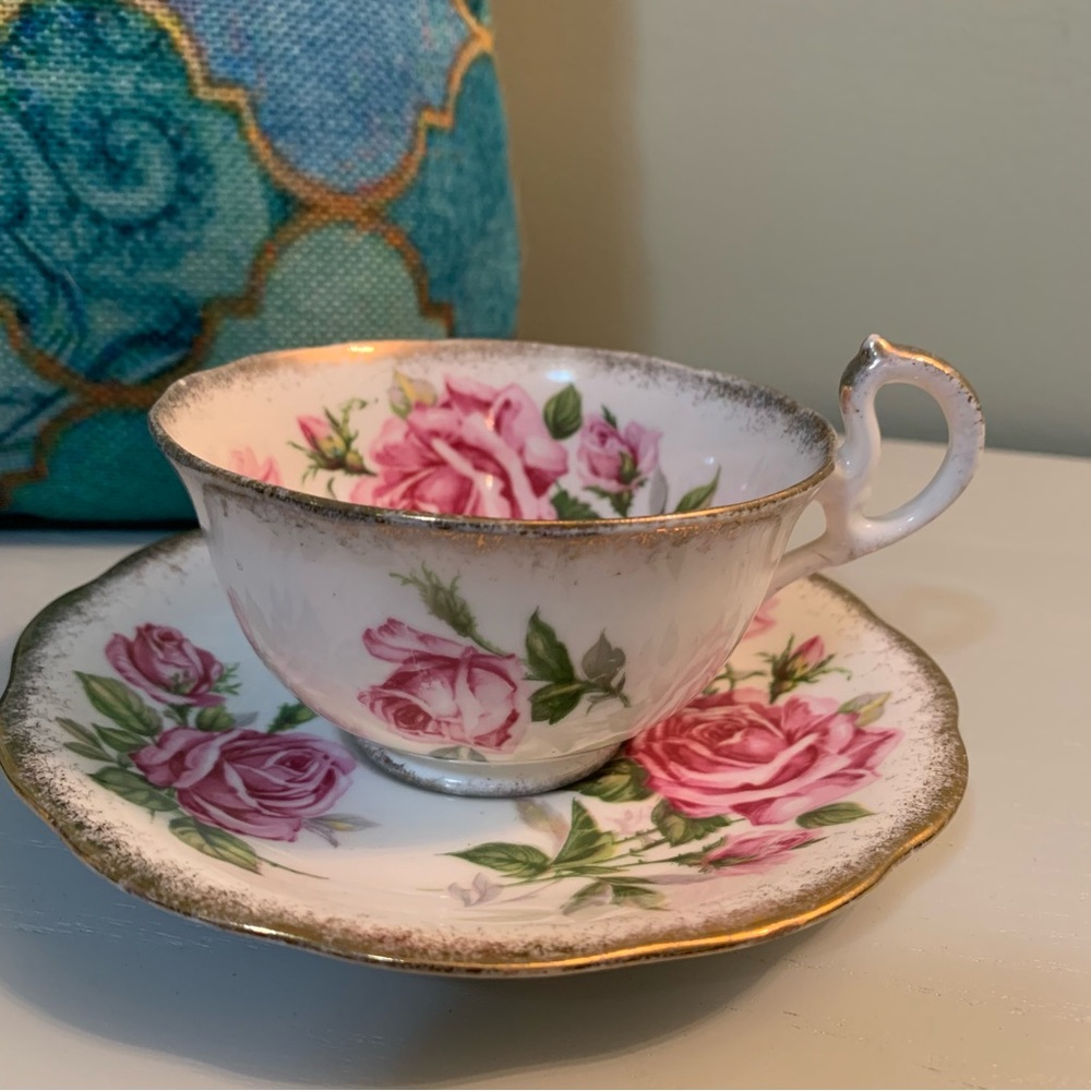 Royal Standard Pink Roses Tea Cup and Saucer, Heavy Gold Bone China